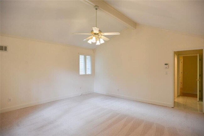 Building Photo - 5218 Meadowcreek Dr