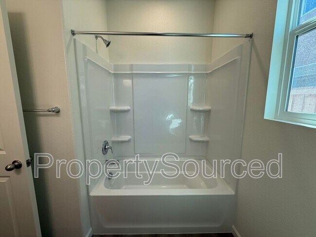 Building Photo - 2454 Cortese St