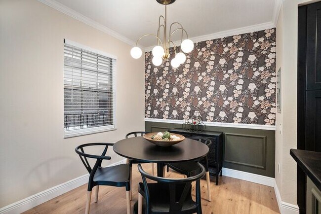 Building Photo - 5306 Santa Rosa Ct