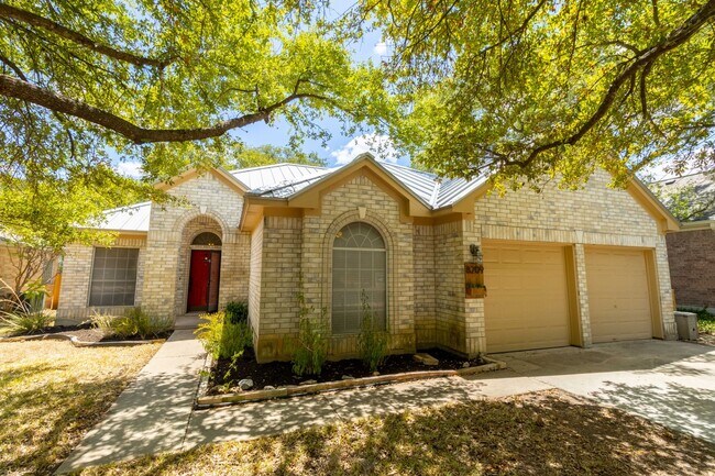 Building Photo - 4 bedroom, 2 bathroom home in South Austin!