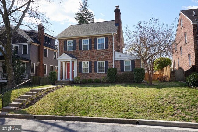 Building Photo - 4912 Brandywine St NW