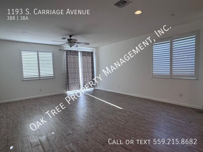 Building Photo - 1193 S Carriage Ave