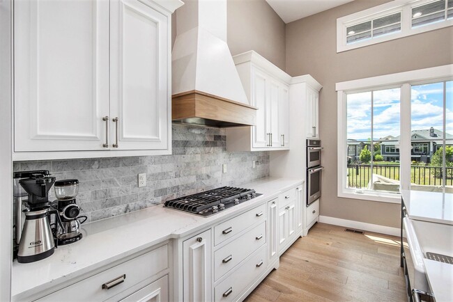 Building Photo - Stunning Custom Home in Harmony Club – Timnath, CO