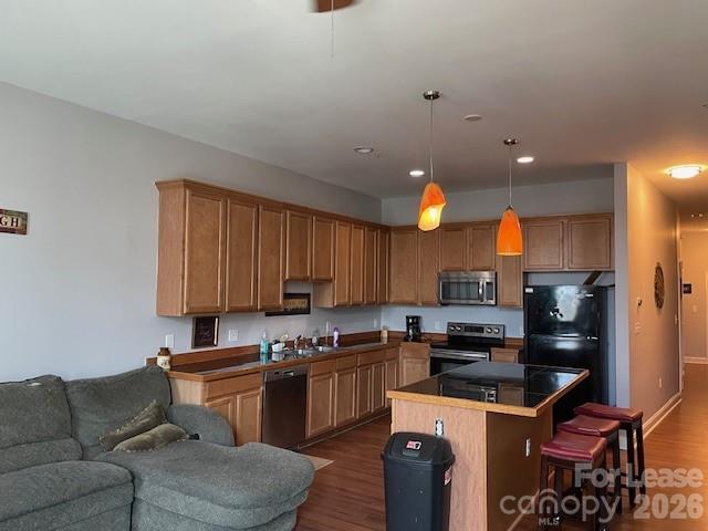 Building Photo - 141 W Main Ave