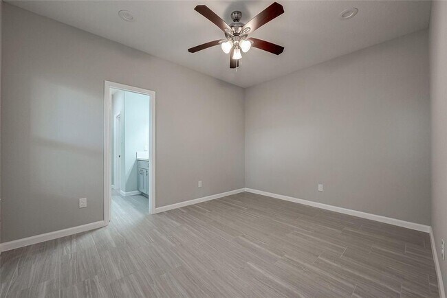 Building Photo - 4741 Bricker St