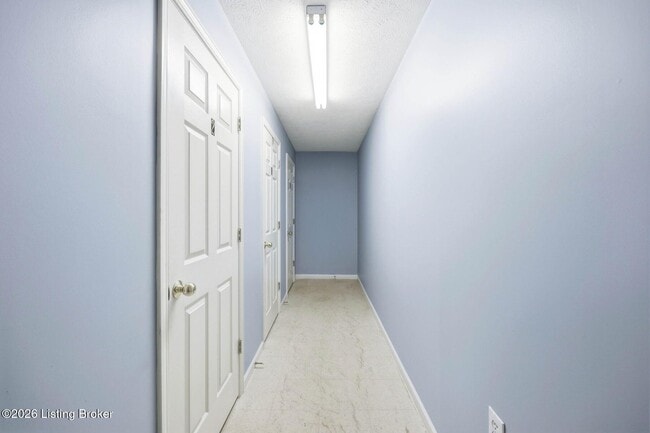 Building Photo - 10401 Trotters Pointe Dr