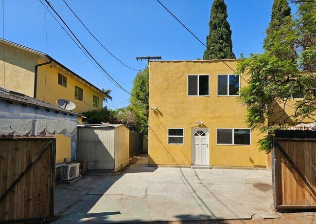 Building Photo - Mid-City Brand new construction--Freestand...