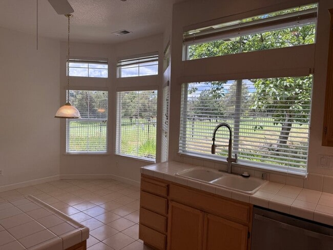 Building Photo - Gated Unique Remodeled 3 Bedroom w/ Golf Course Views in Rancho Solano