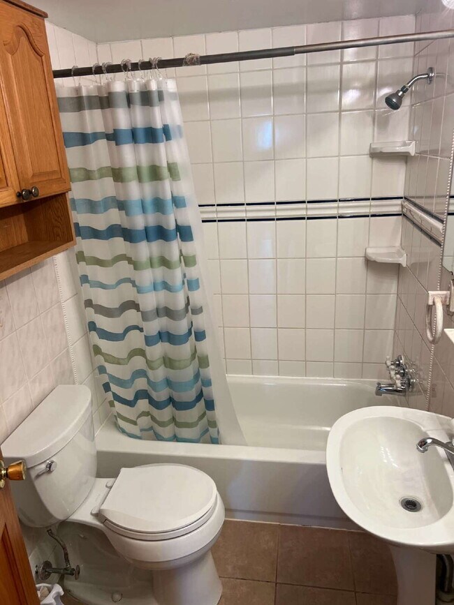 Building Photo - 1244 Mountain View Rd