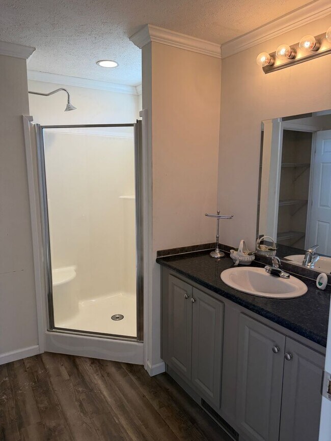 Building Photo - 5774 Glatfelters Station Rd