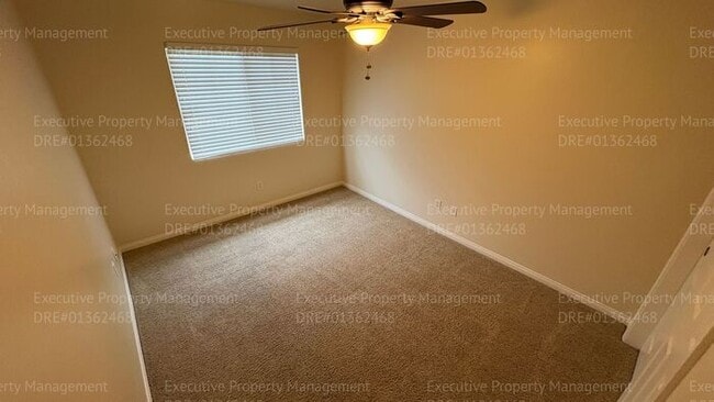 Building Photo - Spacious 4 bedroom 2 bathroom home located in the Ashton Falls community *Move In Special*