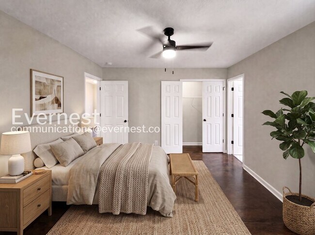 Building Photo - 3 Bed, 2 Bath Home with Off-Street Parking / Pet-Friendly / Available Now!