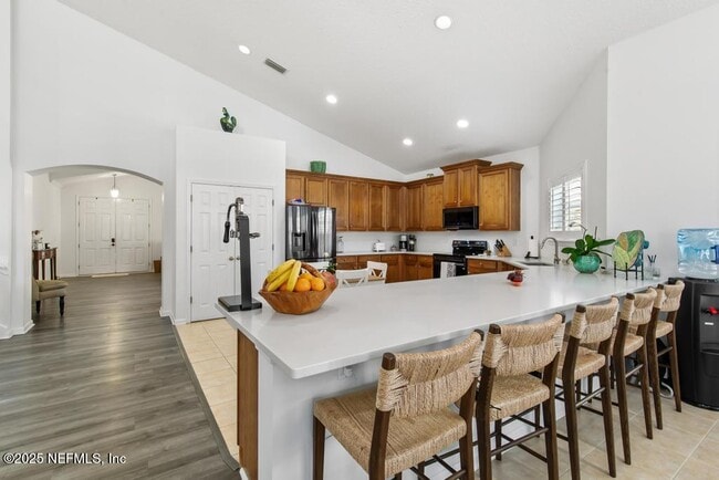 Building Photo - 3139 Ashgrove Rd