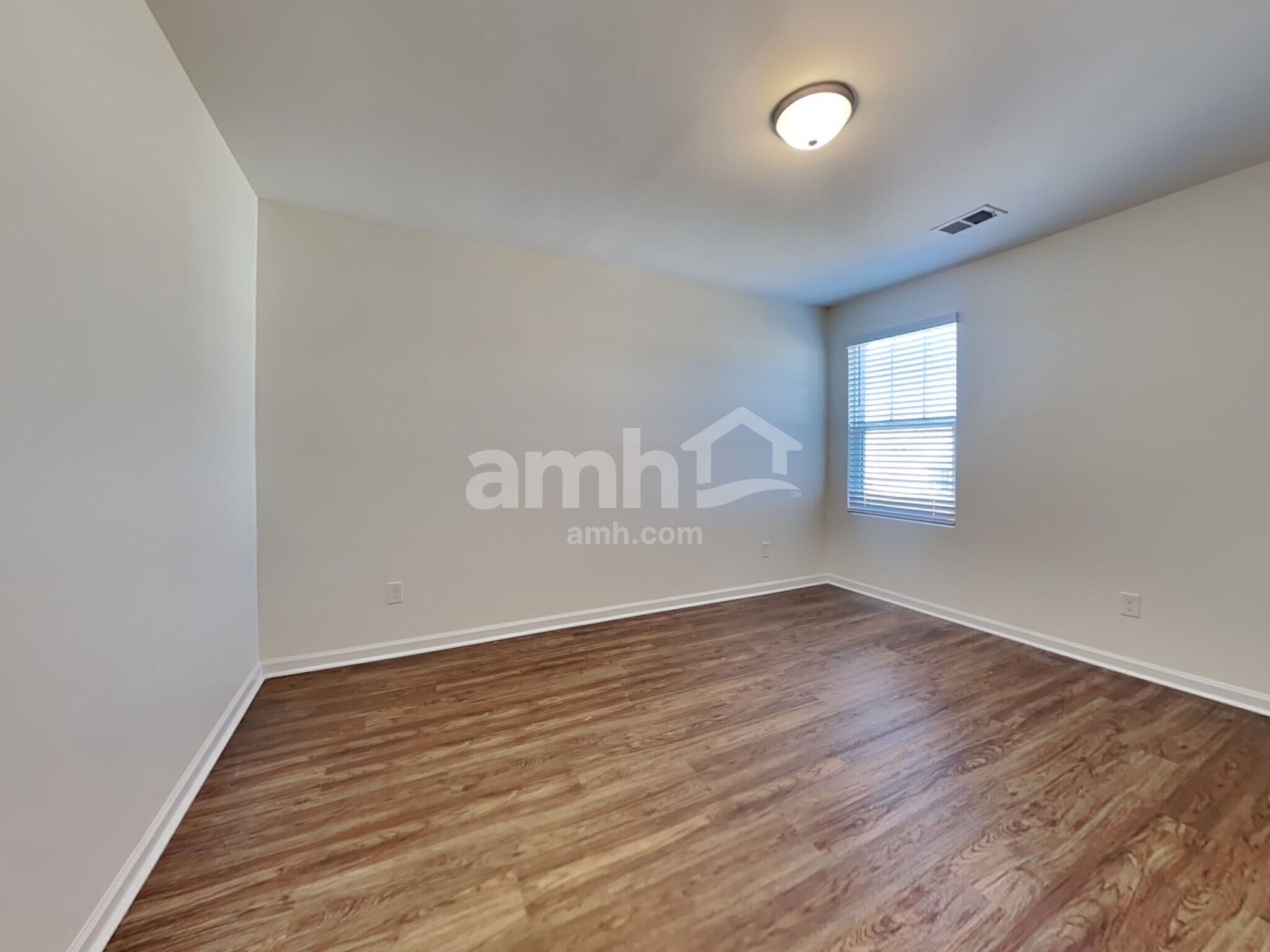 Building Photo - 200 Orion Way