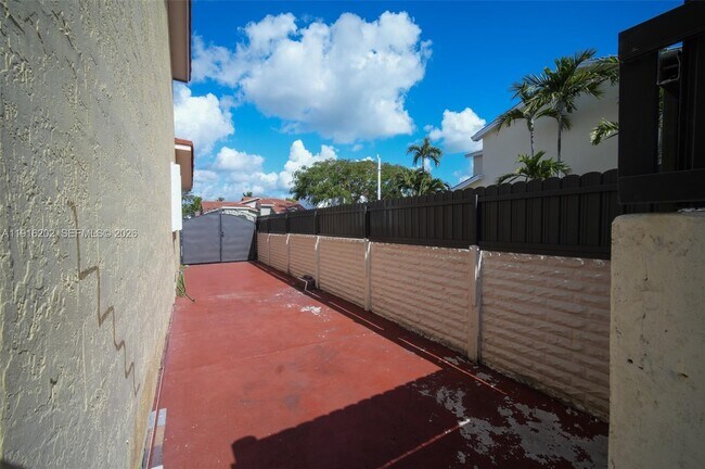 Building Photo - 8568 SW 211th Terrace