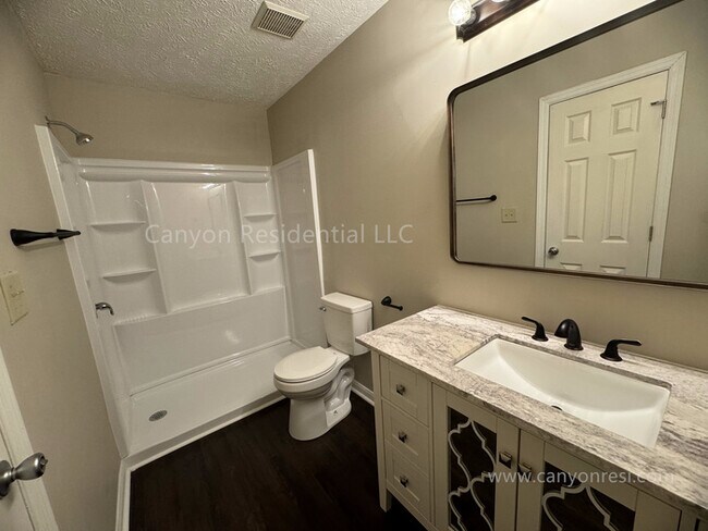 Building Photo - 6556 Rhemish Dr