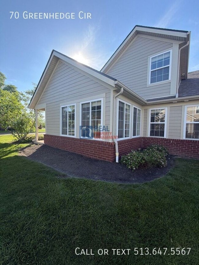 Building Photo - 70 Greenhedge Cir