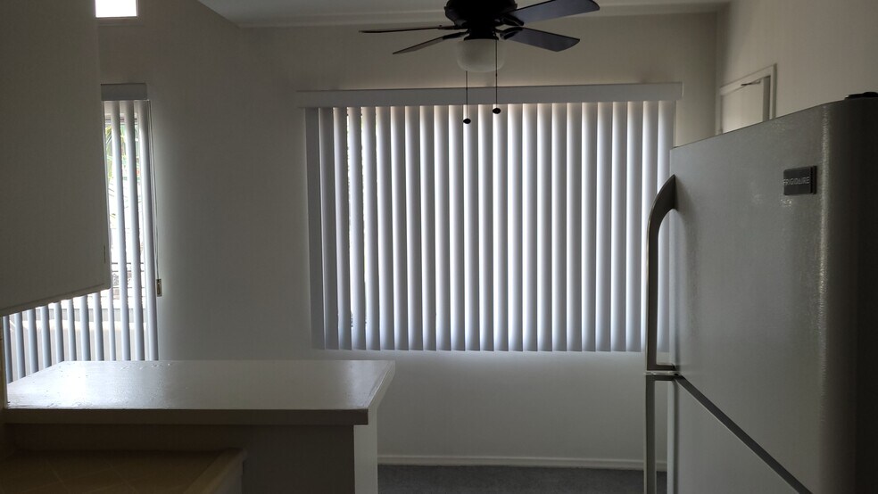 Building Photo - 12015 Lamanda St