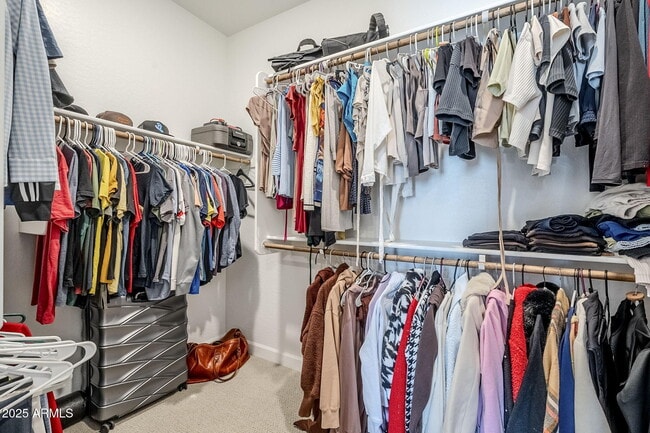 Building Photo - 9935 E Thornbush Ave