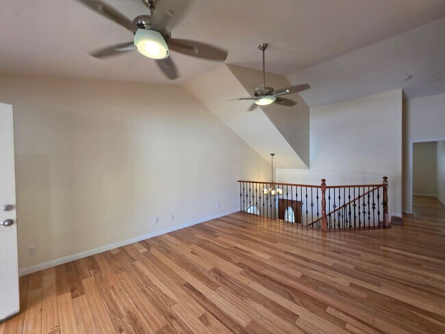 Building Photo - Spacious Home in the Heart of Green Valley