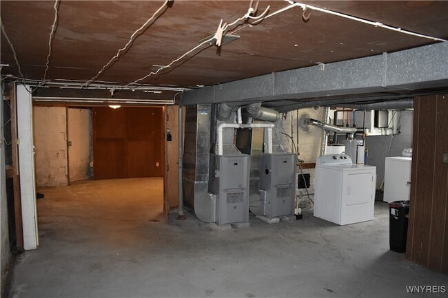 Building Photo - 224 Ivyhurst Cir