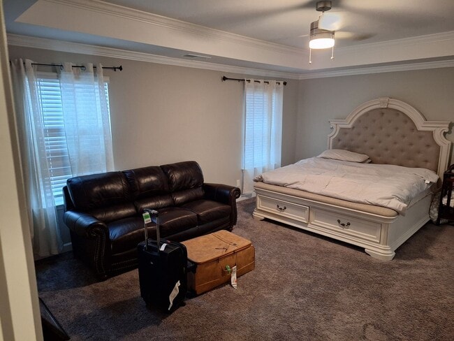 Building Photo - Beautiful Five Bedroom Home Located in Northeast Columbia!