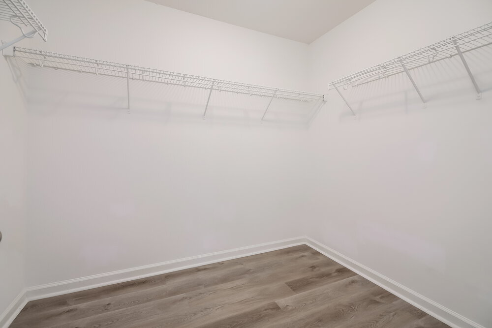 Building Photo - 1308 Hosmer Ct