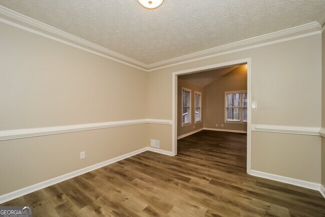 Building Photo - 2920 Sandstone Trail