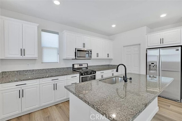 Building Photo - 14700 Sherman Way