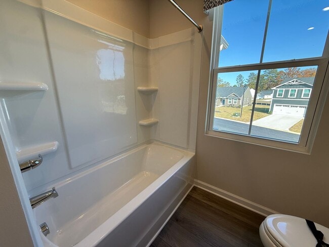 Building Photo - 4 Bedrooms, 2.5 Bathrooms - Home in Armuchee!