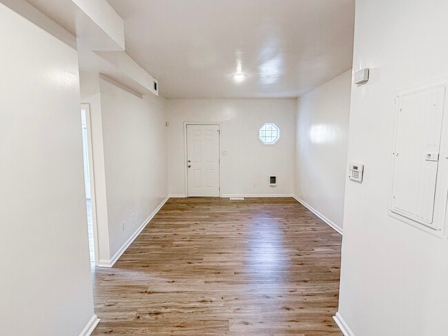 Building Photo - 2468 Spring St NW