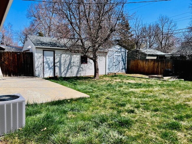 Building Photo - Welcome to University Hills!!  Perfect 3 B...