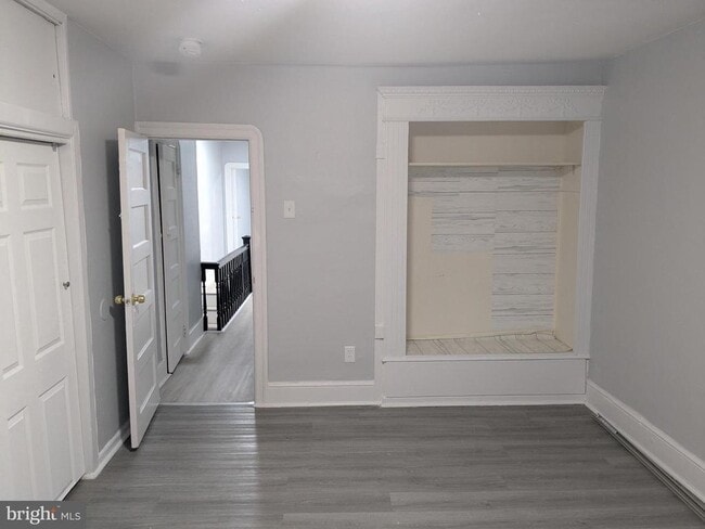 Building Photo - 1168 Mechanic St