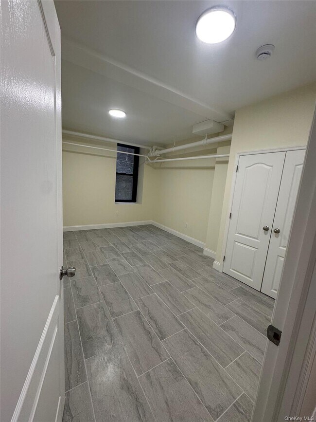 Building Photo - 614 W 136th St