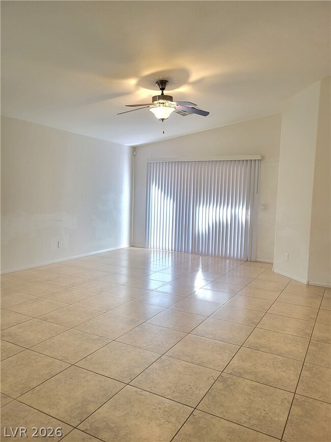 Building Photo - 4577 Halfway Rock St