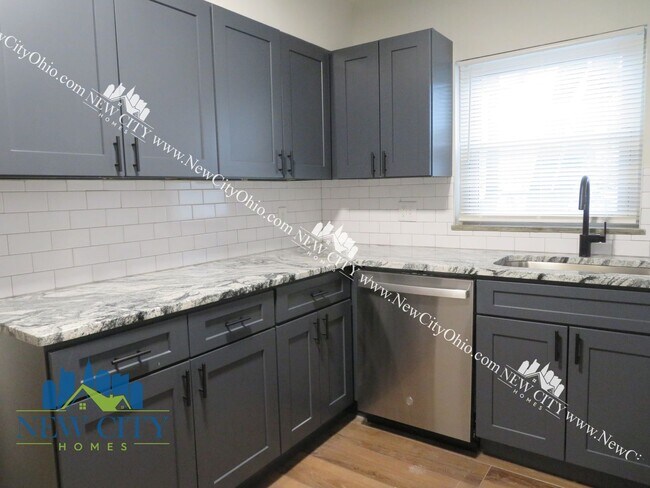 Building Photo - Newly Renovated Apartment Building