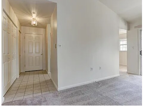 Building Photo - 8384 Montgomery Run Rd