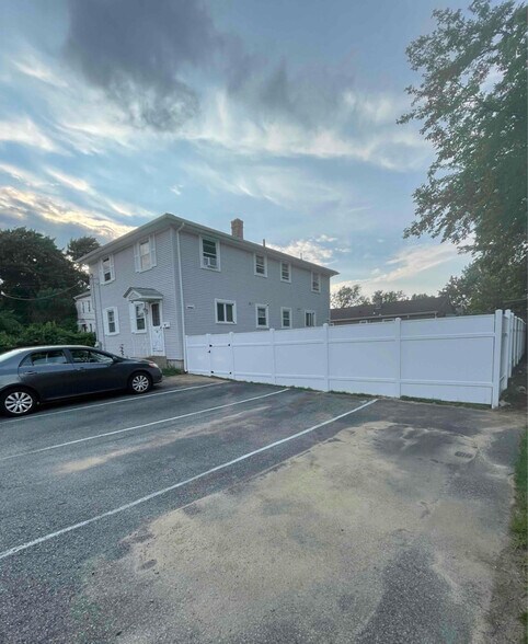 Building Photo - 53 Victoria St