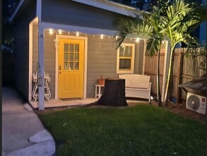 Building Photo - 509 29th Ave S