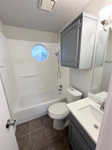 Building Photo - 807 Burr Oak Dr