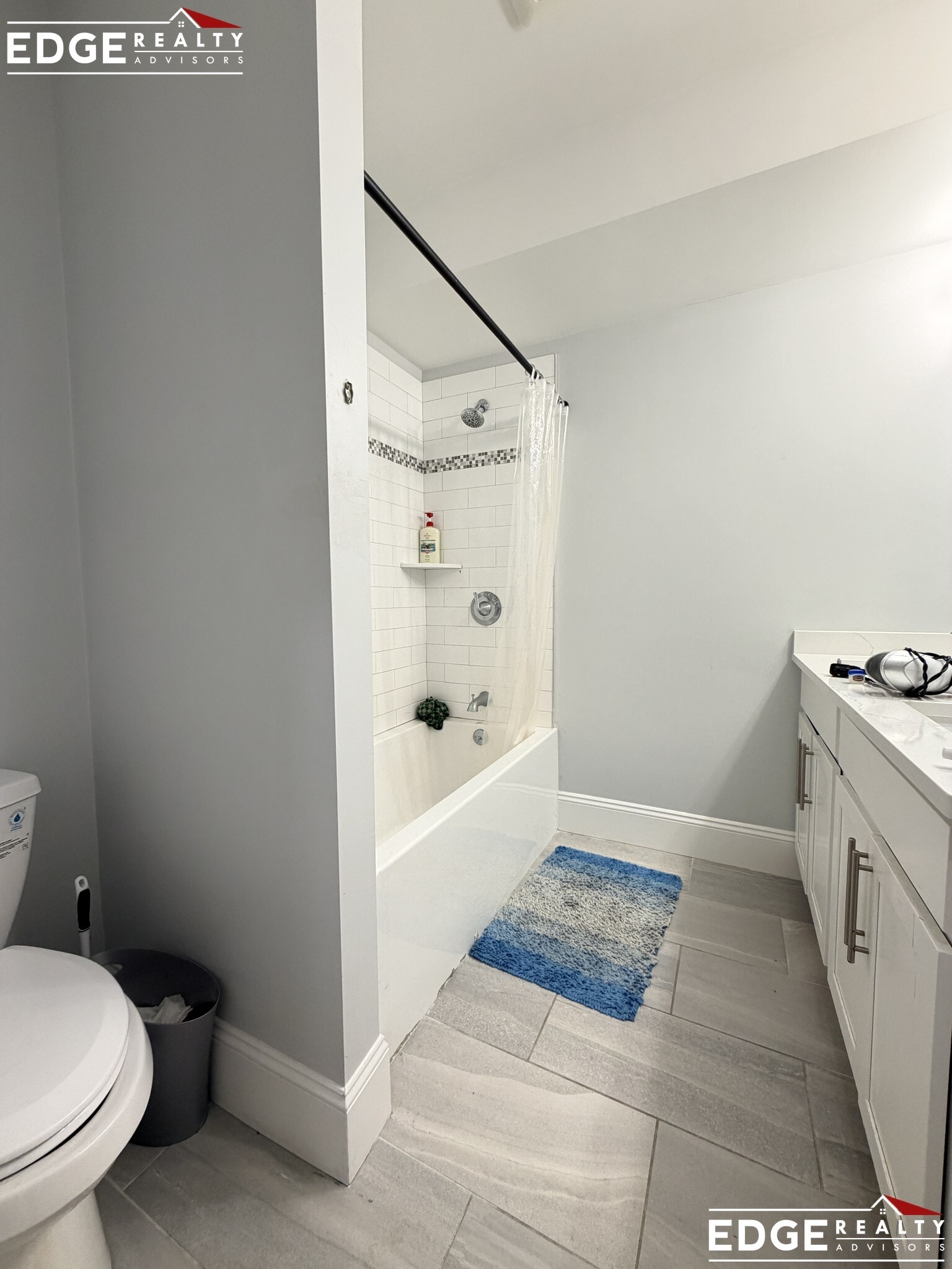 Building Photo - 80 N Beacon St