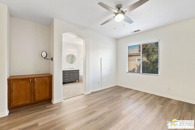 Building Photo - 82011 Deniro Ct