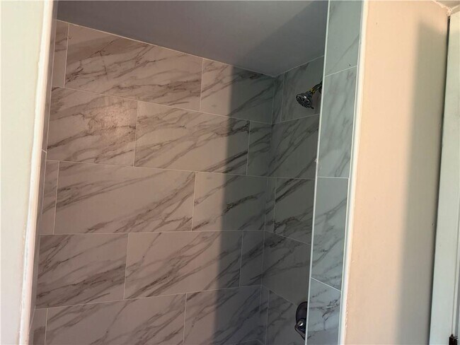 Building Photo - 2535 Selman Dr NW
