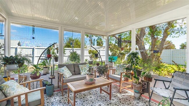 Building Photo - 13492 Dibella Ave