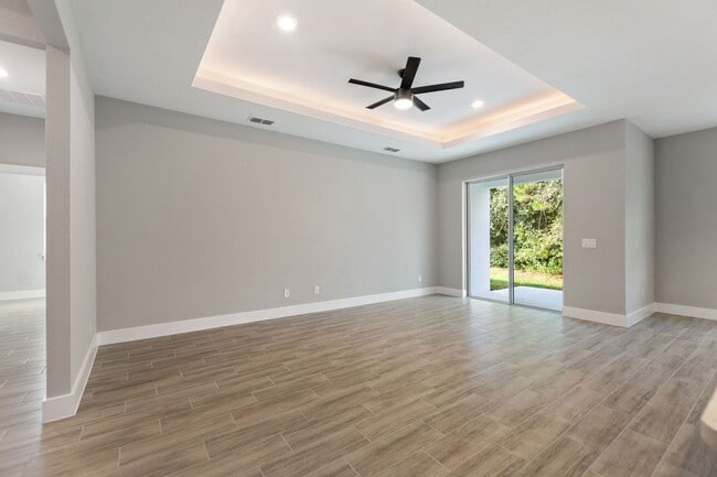 Building Photo - Deposit-Free! Modern, energy efficient hom...