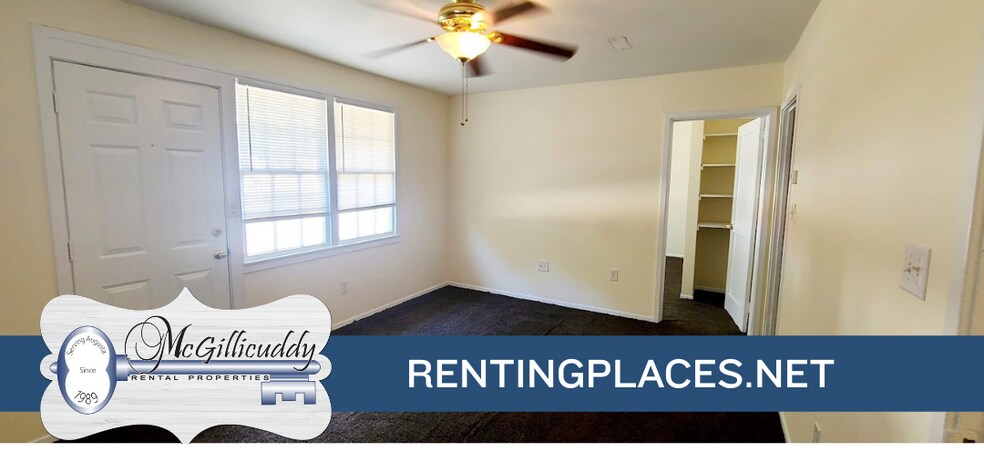 Building Photo - 1240 Holden Dr