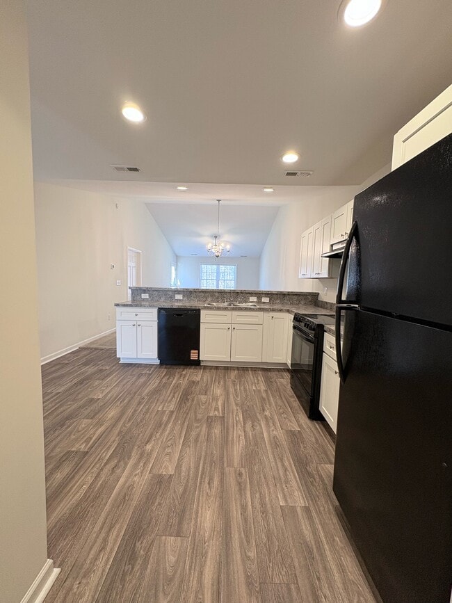 Building Photo - 14 Jackmia Way