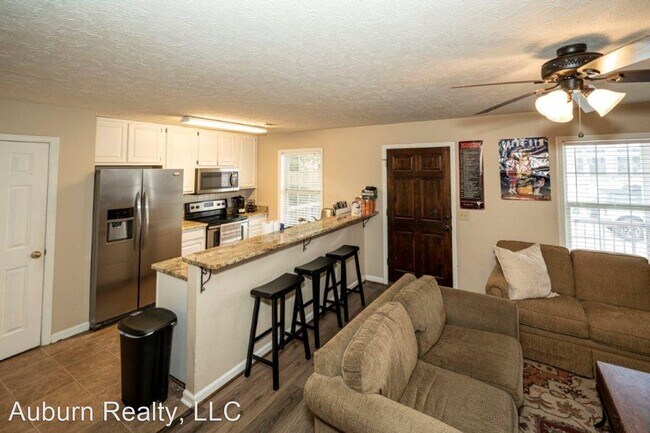 Building Photo - 4 br, 4 bath House - Eagle Point Bungalow ...