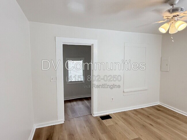Building Photo - 3611 2nd Ave S