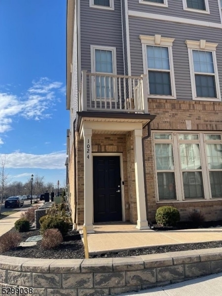 Primary Photo - 1024 Station Rd